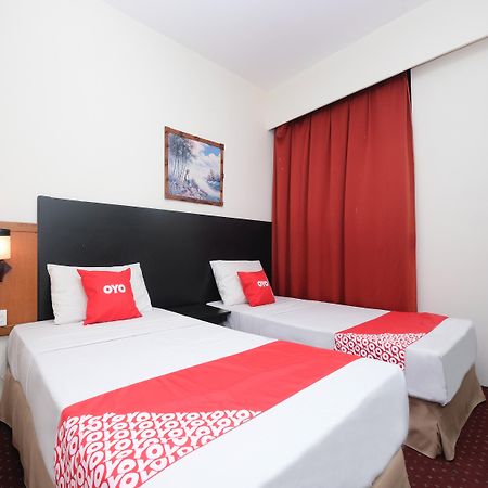 Hotel Sri Sutra - Sungai Buloh เปอตาลิงจายา ภายนอก รูปภาพ