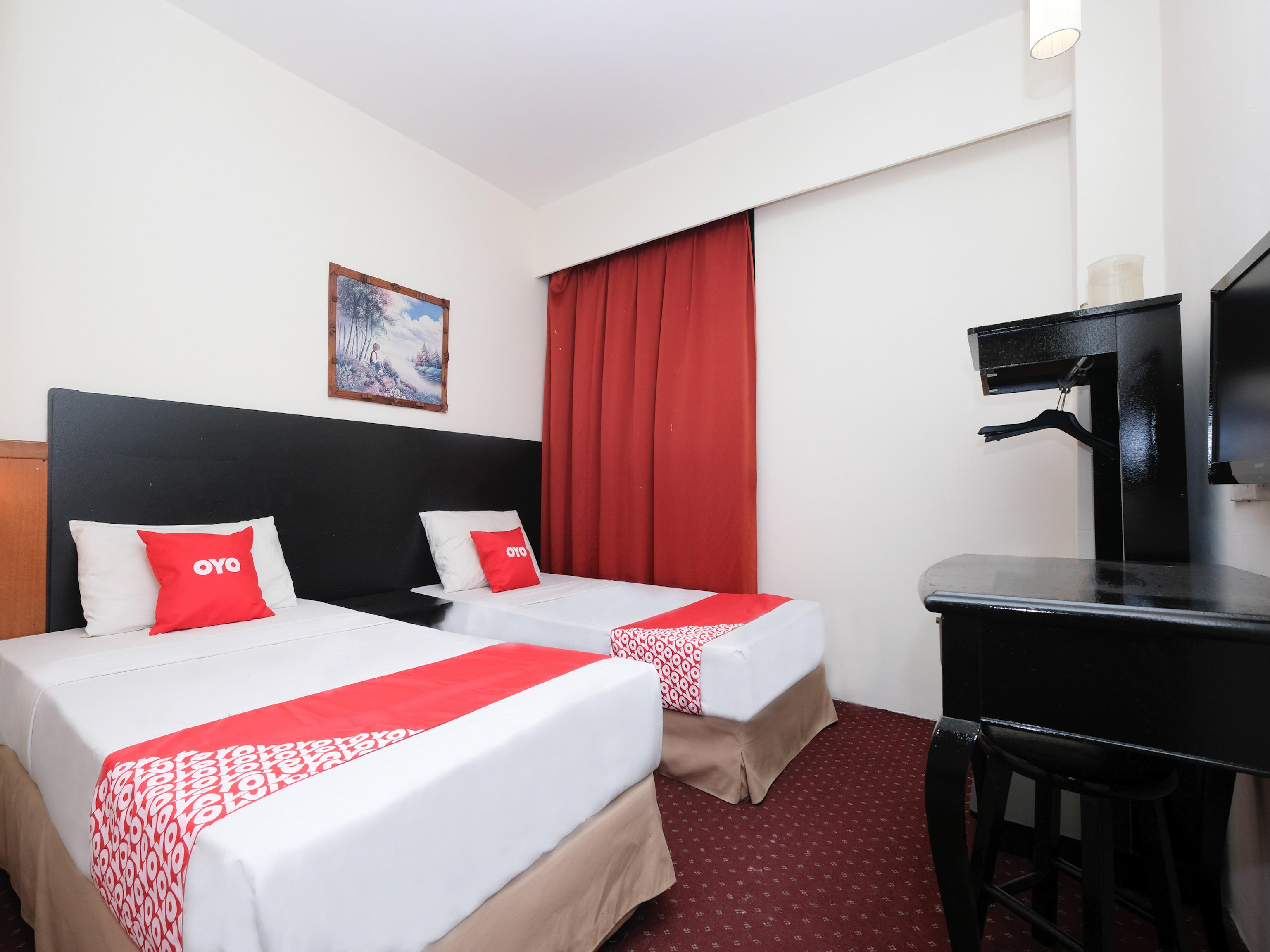 Hotel Sri Sutra - Sungai Buloh เปอตาลิงจายา ภายนอก รูปภาพ